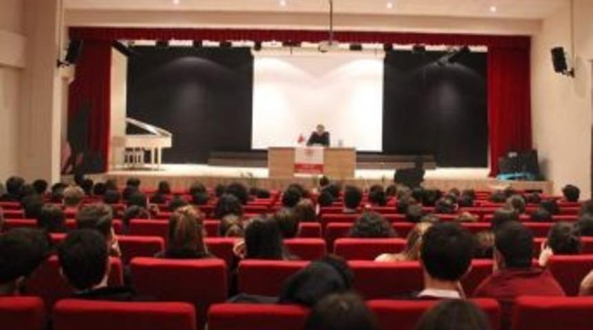 &Ouml;ğrencilere Doktorluk Anlatıldı