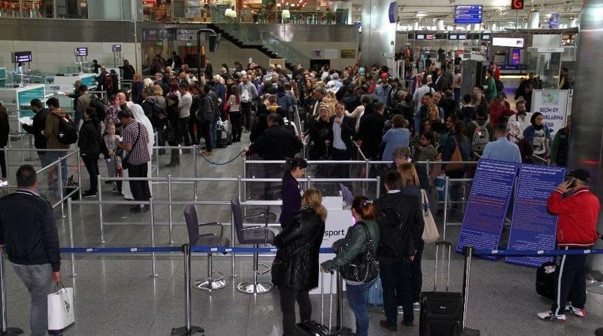 Havalimanında Yoğunluk