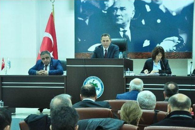 Hüseyin Uysal’dan Erdemir A.ş’ye Sert Eleştiriler