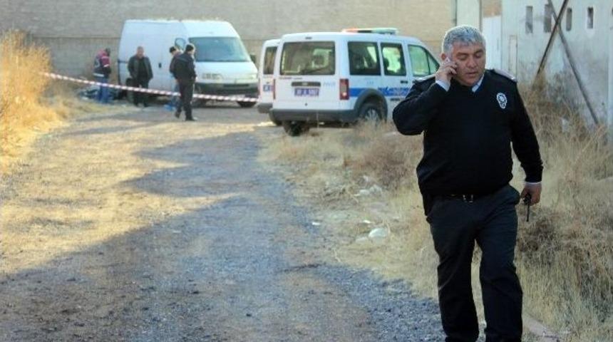 Kayseri&rsquo;de Alacak Verecek Kavgası Kanlı Bitti: 1 &Ouml;l&uuml;
