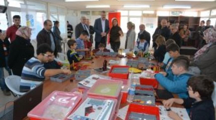 Geleceğin Bilim Adamları Karacabey&rsquo;den &Ccedil;ıkacak