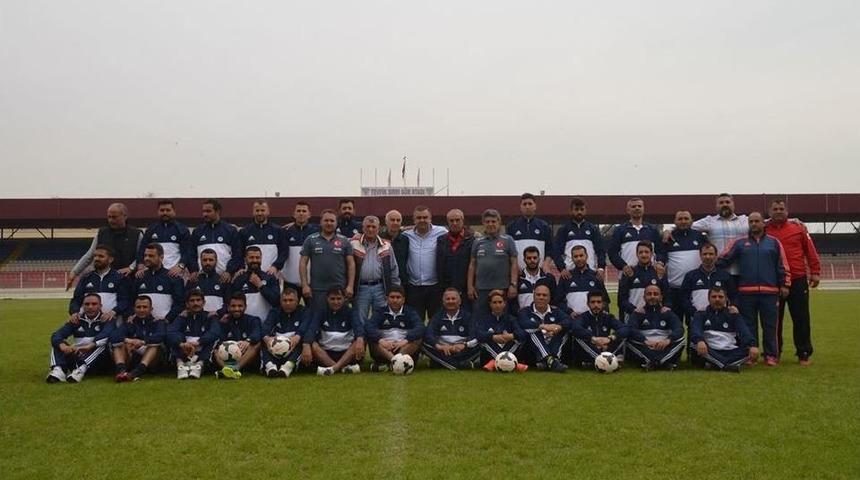 Tff Grassroots C Antren&ouml;r Kursu Sona Erdi