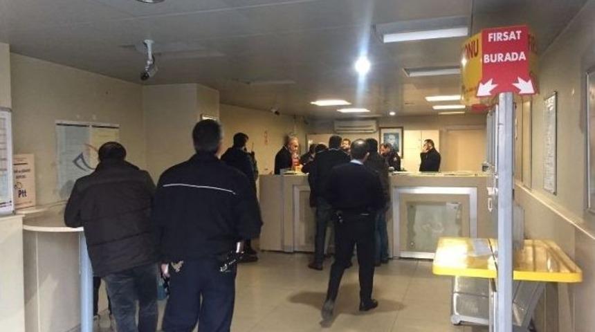 Bursa&rsquo;da Ptt Şubesine Silahlı Soygun