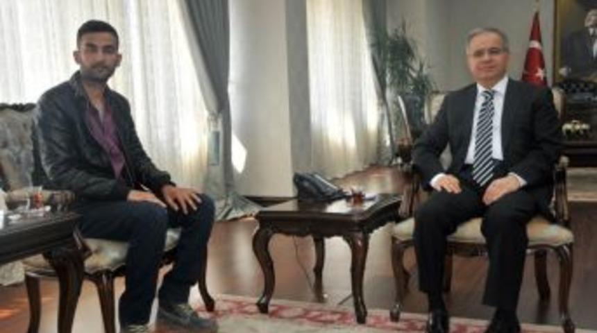 El-bab Gazisinden Vali Tapsız&rsquo;a Ziyaret