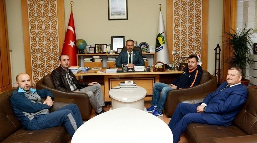 İneg&ouml;l Belediyespor G&ouml;z&uuml;n&uuml; Avrupa&rsquo;ya Dikti