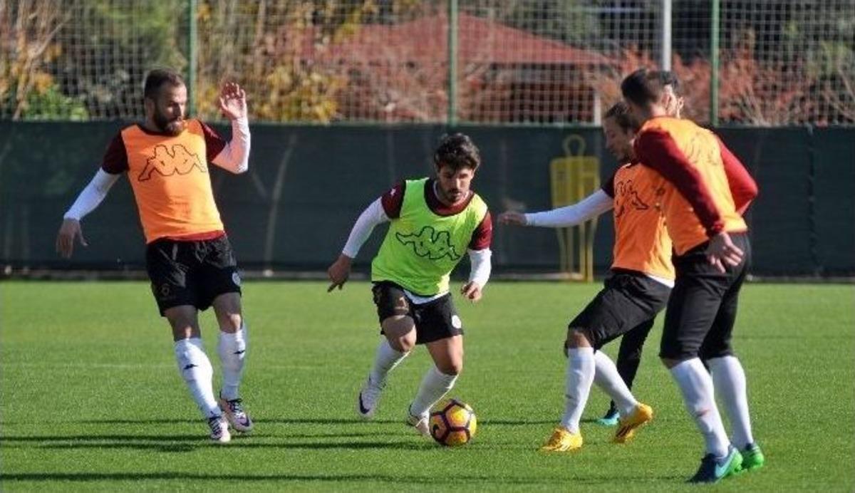 Aytemiz Alanyaspor, Kardemir Karab&uuml;kspor Hazırlıklarını S&uuml;rd&uuml;rd&uuml;