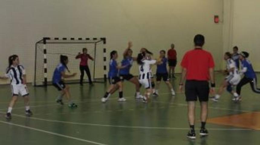 &Uuml;niversitelerarası Hentbol 2. Lig Grup Birinciliği M&uuml;sabakaları