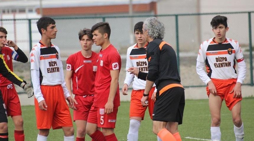 U17 Şampiyonası Tavşanlı’da Başladı