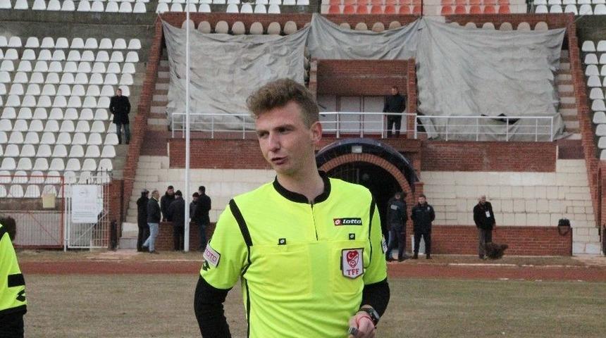 Bilecik İl Hakem Kurulu Başkanı Sedat Kara’dan Oğluna Şampiyonluk Maçı