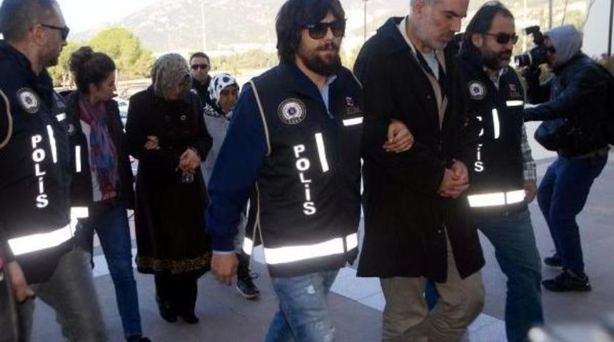 Kos'a Ka&ccedil;amadan Yakalanan Fet&ouml; Ş&uuml;phelilerinden 6'sı Tutuklandı