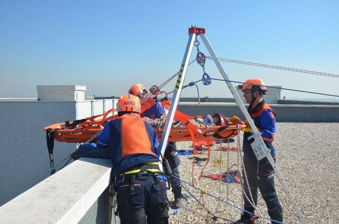 Afad&rsquo;dan Nefes Kesen Tatbikat