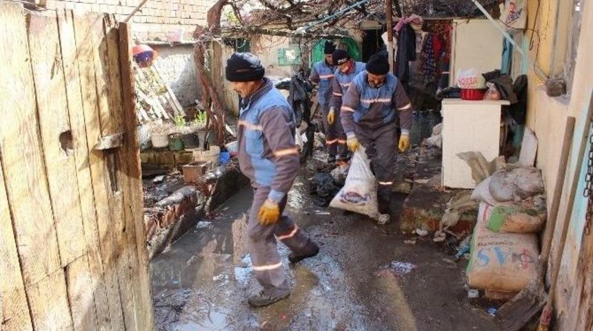 Pamukkale Belediyesi&rsquo;nden &Ccedil;&ouml;p Ev Seferberliği