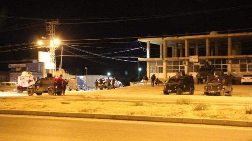 Kızıltepe'de Pkk'nın Bomba Y&uuml;kl&uuml; Otomobili Ele Ge&ccedil;ti (2)