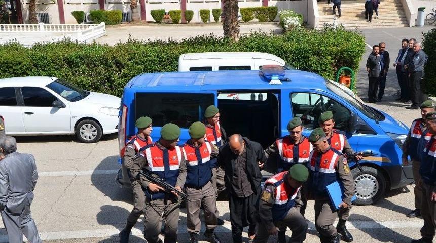 5 Kişilik Aileyi Katleden Zanlılar Adliyeye Sevk Ediliyor