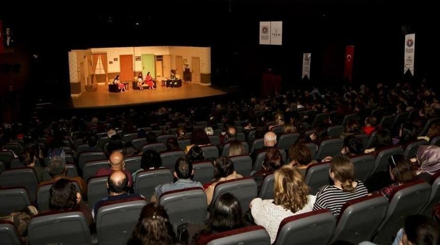 Maltepe Tiyatro Festivali "ters K&ouml;şe" İle Sona Erdi