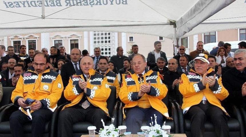 Bakan Akdağ, "avm&rsquo;lere Kalp Masajı Cihazı Koyacağız"