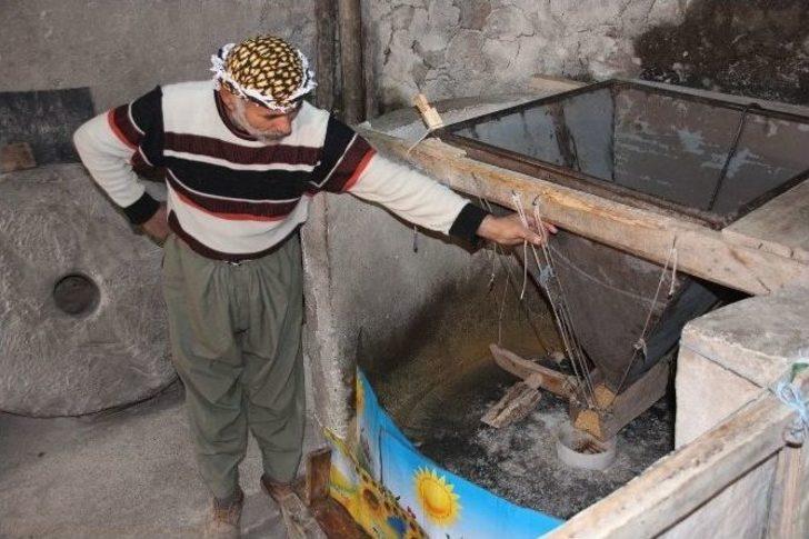 (özel Haber) Su Değirmeniyle Geçen Bir Hayat G1