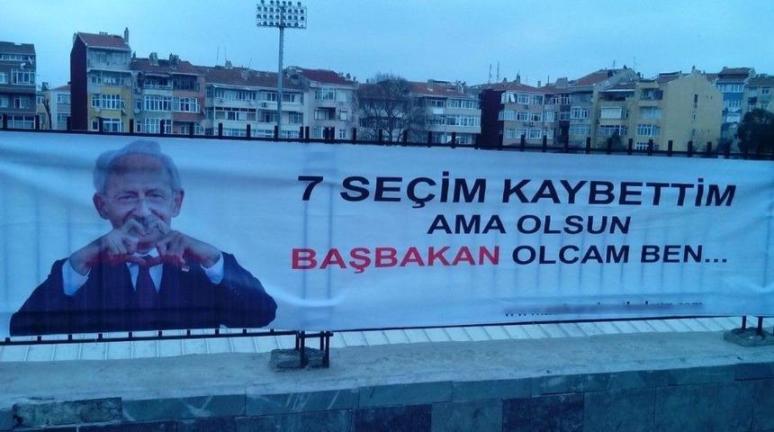 İstanbul&rsquo;da Kılı&ccedil;daroğlu İ&ccedil;in Asılan Pankartlar G&uuml;ld&uuml;rd&uuml;