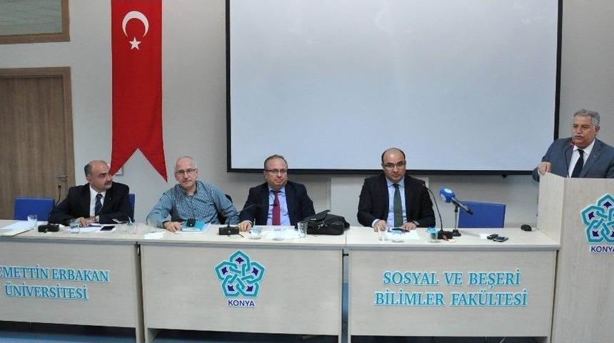 Neü’de “cumhurbaşkanlığı Sistemi: İç Ve Dış Politika Yansımaları” Konuşuldu