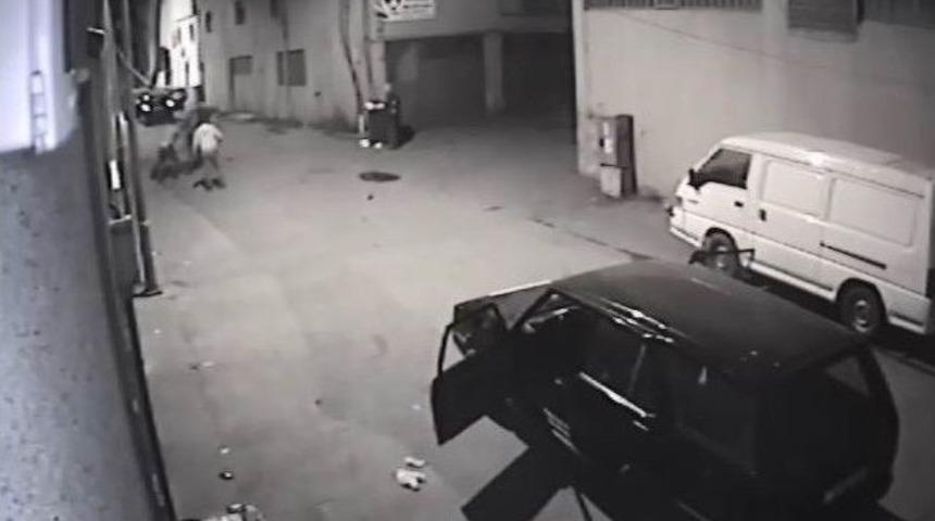 G&uuml;venlik Kamerasına Yansıyan Yol Vermeme Cinayetinin Sanığı Hakim Karşısında