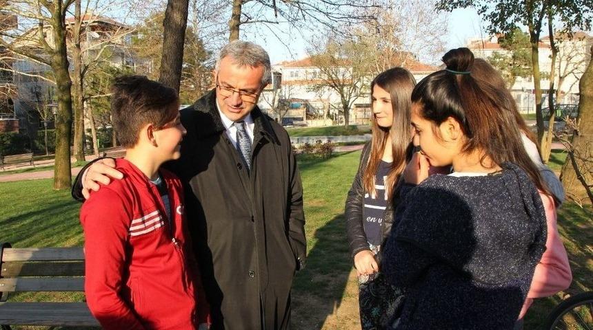 Başkan K&ouml;şker, Esnaf Ve Mahalle Sakinleriyle Sohbet Etti