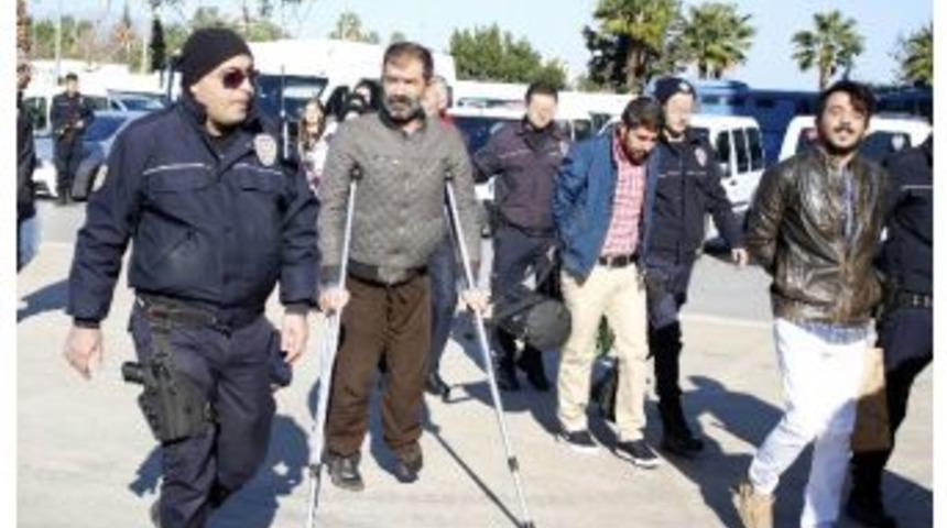 Antalya&rsquo;da Ter&ouml;r Operasyonu: 12 Tutuklama