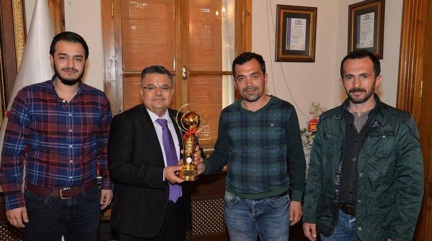 Bilecik Belediye Spor Atıcılık İhtisas Kul&uuml;b&uuml; Sporcusu Trap Atış Yarışmasında T&uuml;rkiye Birincisi Oldu