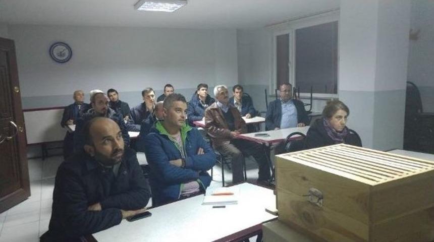 Yeni Arıcılar Ko-mek&rsquo;te Yetişiyor