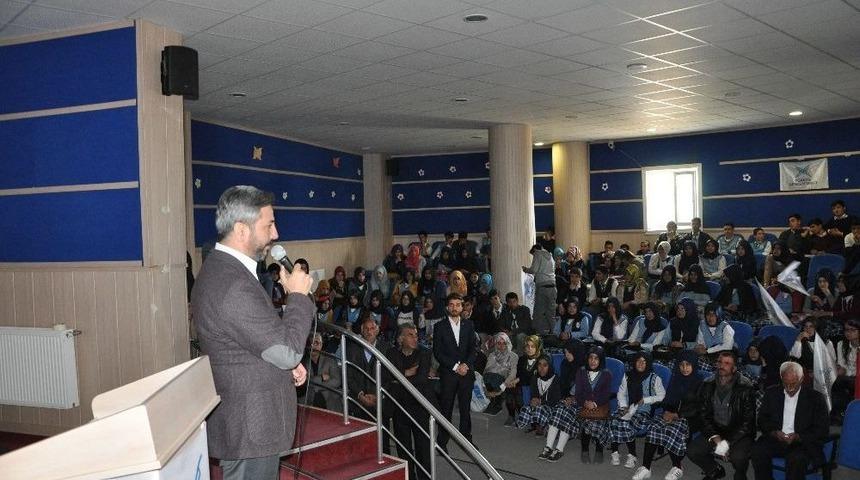 Sincik&rsquo;te &lsquo;asımın Nesli 15 Temmuz&rsquo; Konulu Konferans D&uuml;zenlendi