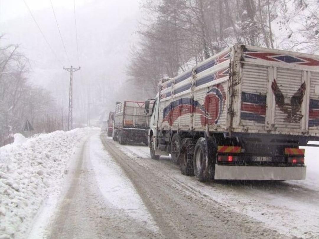 Cankurtaran Ge&ccedil;idi Kış Aylarında S&uuml;r&uuml;c&uuml;lere Zor Anlar Yaşatıyor