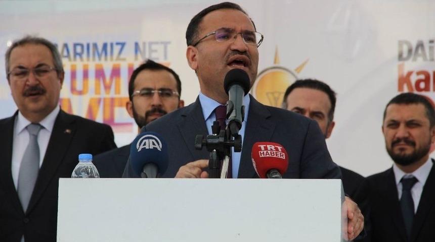 Bakan Bozdağ: "bin Yıldır Anadolu&rsquo;dan Bizim K&ouml;klerimizi Kazımaya &Ccedil;alışan &Ccedil;evreler Var"