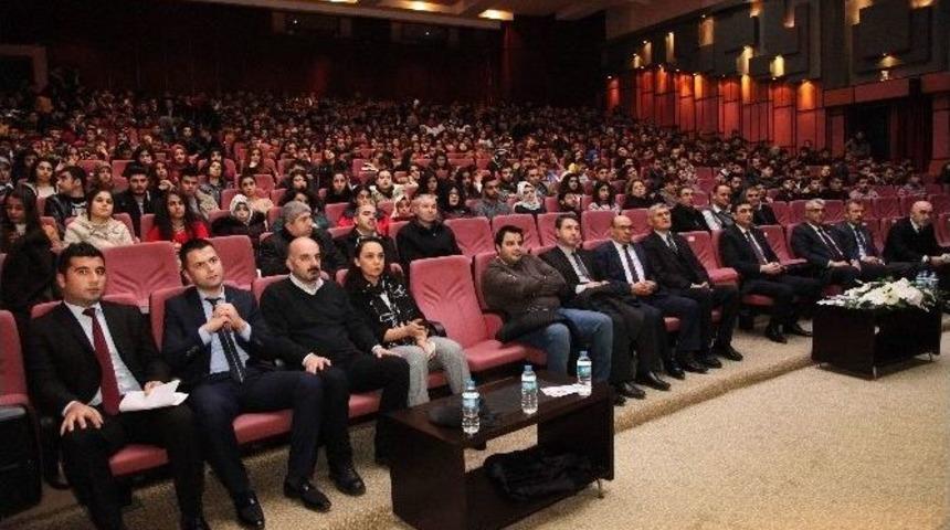 Ga&uuml;n&rsquo;de &ldquo;teknikerler Ve Teknikerlerin İstihdamı&rdquo; Paneli