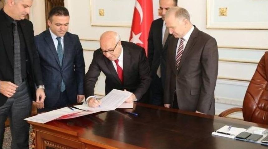 Uyan&rsquo;dan Dev Bir Adım Daha