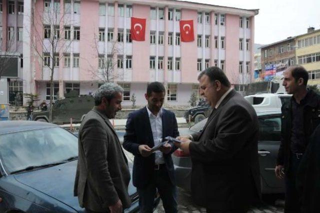 Chp Hakkari'de 10 Bin 'hayır' Bröşürü Dağıttı