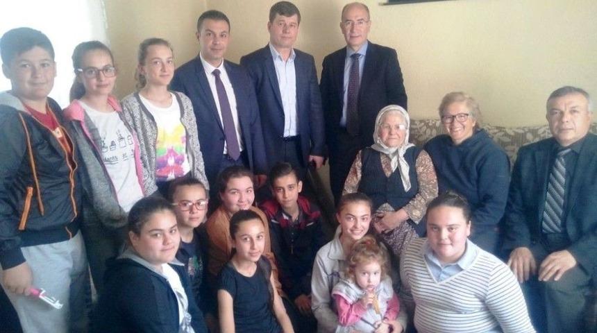 G&ouml;me&ccedil;&rsquo;te &lsquo;kuşaklar Arası Sevgi Projesi&rsquo; Amacına Ulaşıyor