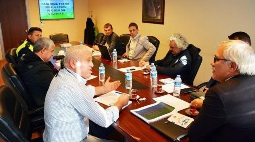 Bandırma Trafiğine &Ccedil;&ouml;z&uuml;m Aranıyor