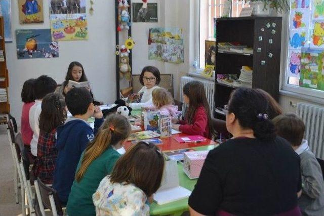 Kütüphanede ‘hikaye Ve Masal Günü’ Etkinliği