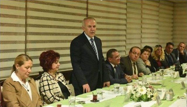 Vali Ata&rsquo;dan Tayini &Ccedil;ıkan M&uuml;lki İdare Amirlerine Veda Yemeği 1