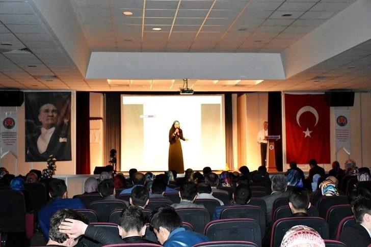 İmam Hatip Okulları Tosya’da Yarıştı G2