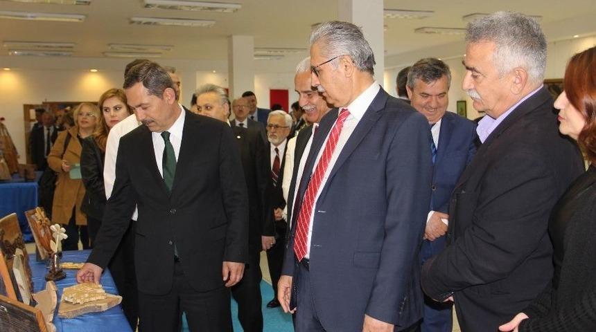 Kursiyerlerin Ahşap Sergisi Ustalara Taş &Ccedil;ıkarttı