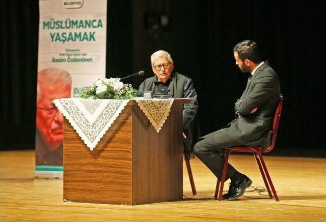 Rasim &Ouml;zden&ouml;ren: Başkalarının Yanlışlıklarıyla Uğraşmaktan Kendi Doğrularımızı S&ouml;yleyemiyoruz 2