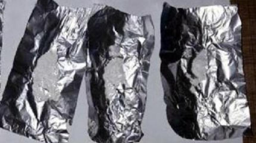 Adliyeye Sigara Paketi I&ccedil;indeki Uyuşturucu Ile Girmek Istedi