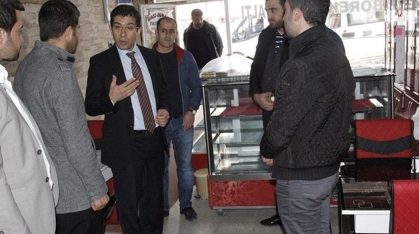 Başkan Vekili &Ouml;zt&uuml;rk&rsquo;ten Esnaf Ziyareti