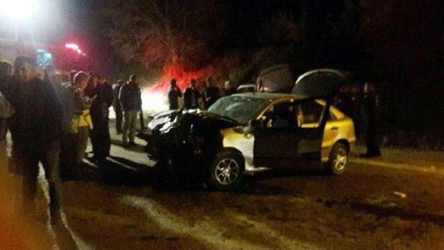 Denizli'de Trafik Kazası: 2 Üniversiteli Öldü, 4 Yaralı