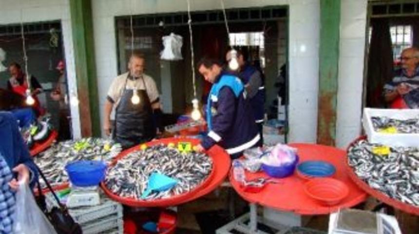 Burhaniye&rsquo;de Balık&ccedil;ılar Denetleniyor