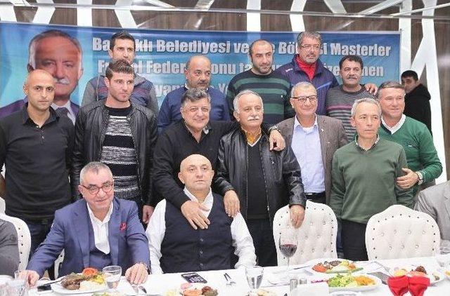 İzmir&rsquo;de Futbol D&uuml;nyasını Buluşturan Gece 1