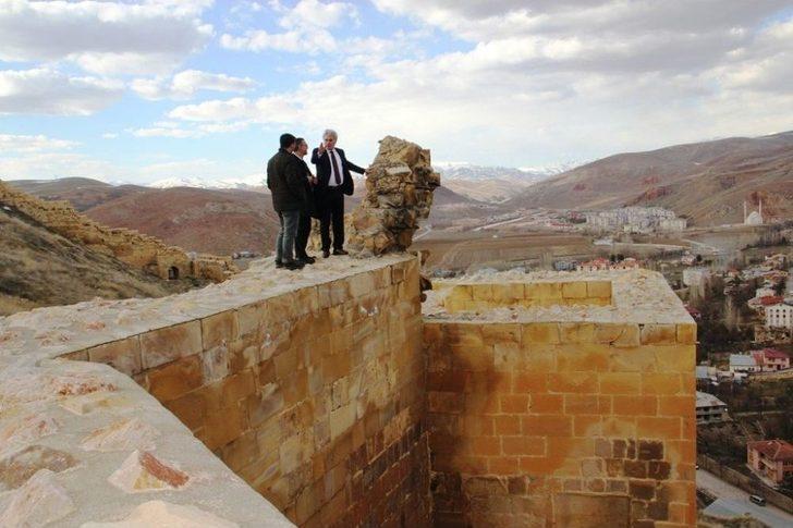 Kültür Varlıkları Ve Müzeler Genel Müdürlüğü’nden Bayburt Çıkarması G1