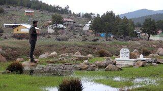 52 Yıllık Mezar Baraj Sularının İçinde Kaldı