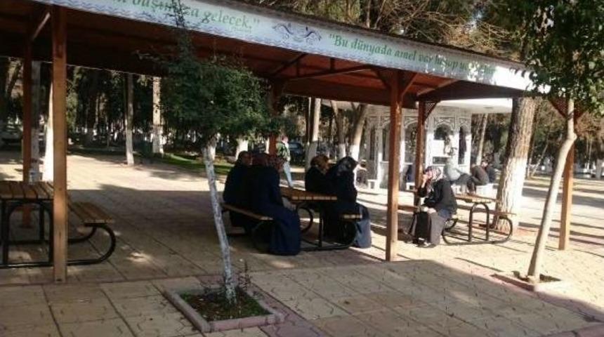 2 &Ccedil;ocuk Annesi, Sobadan Zehirlenip &Ouml;ld&uuml;