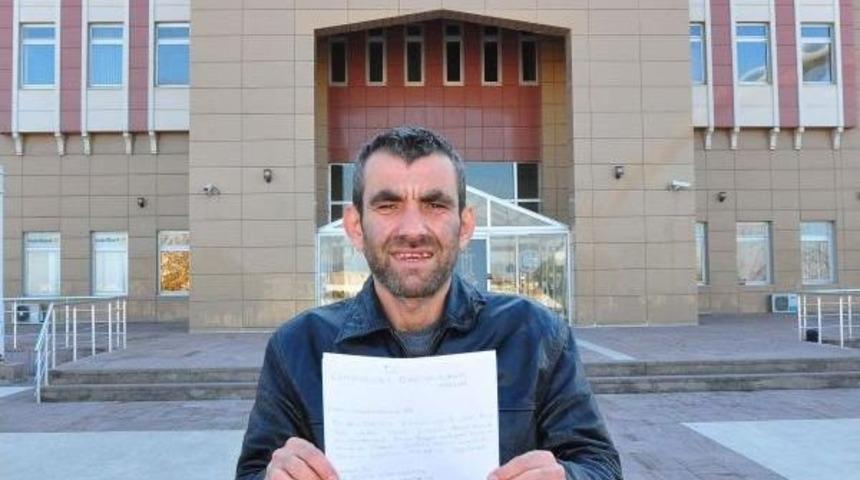 Cumhurbaşkanına Hakaret Ettiklerini &Ouml;ne S&uuml;r&uuml;p, Su&ccedil; Duyurusunda Bulundu